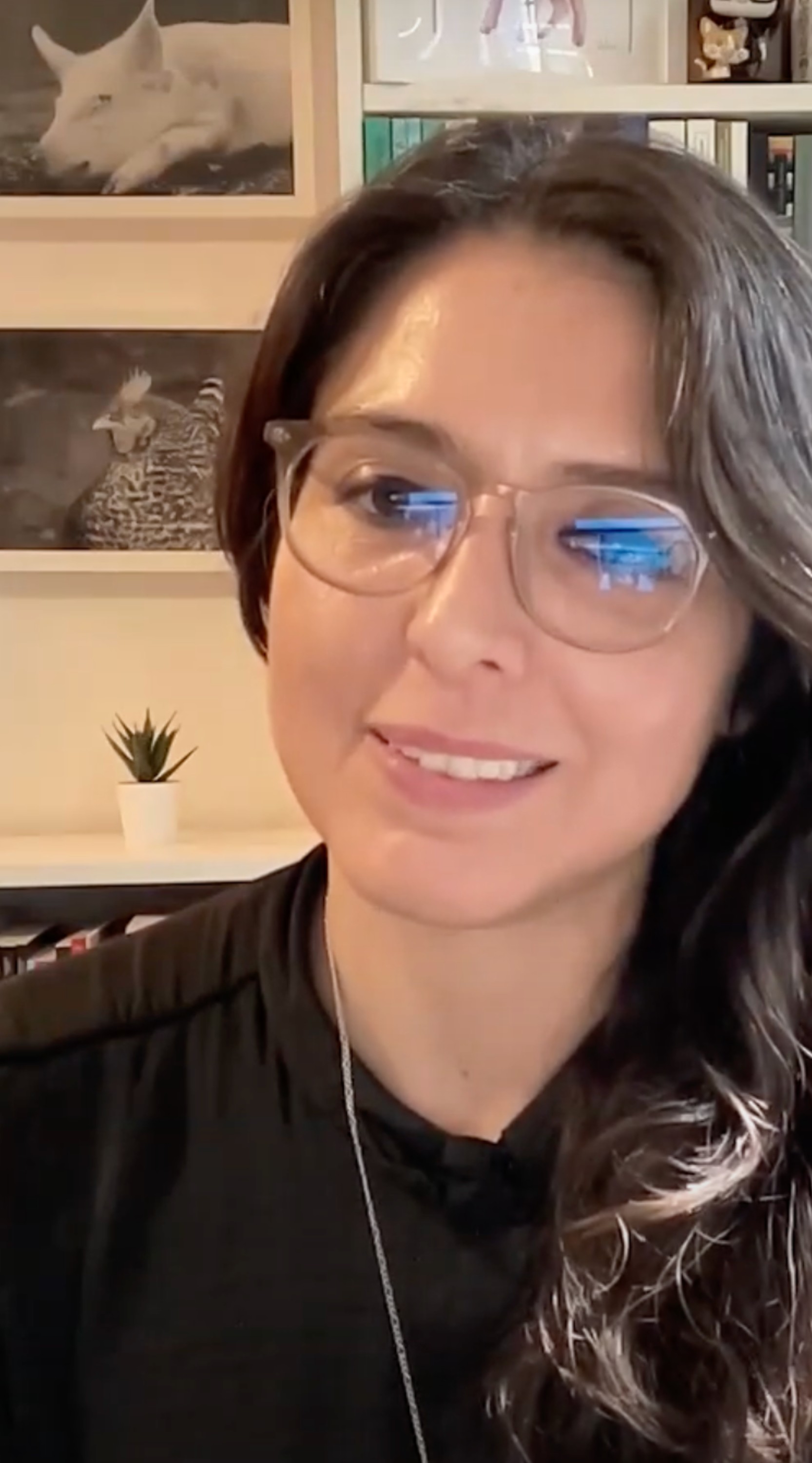 Dulce Ramírez en entrevista con Pamela Díaz en "Más humanos Podcast".