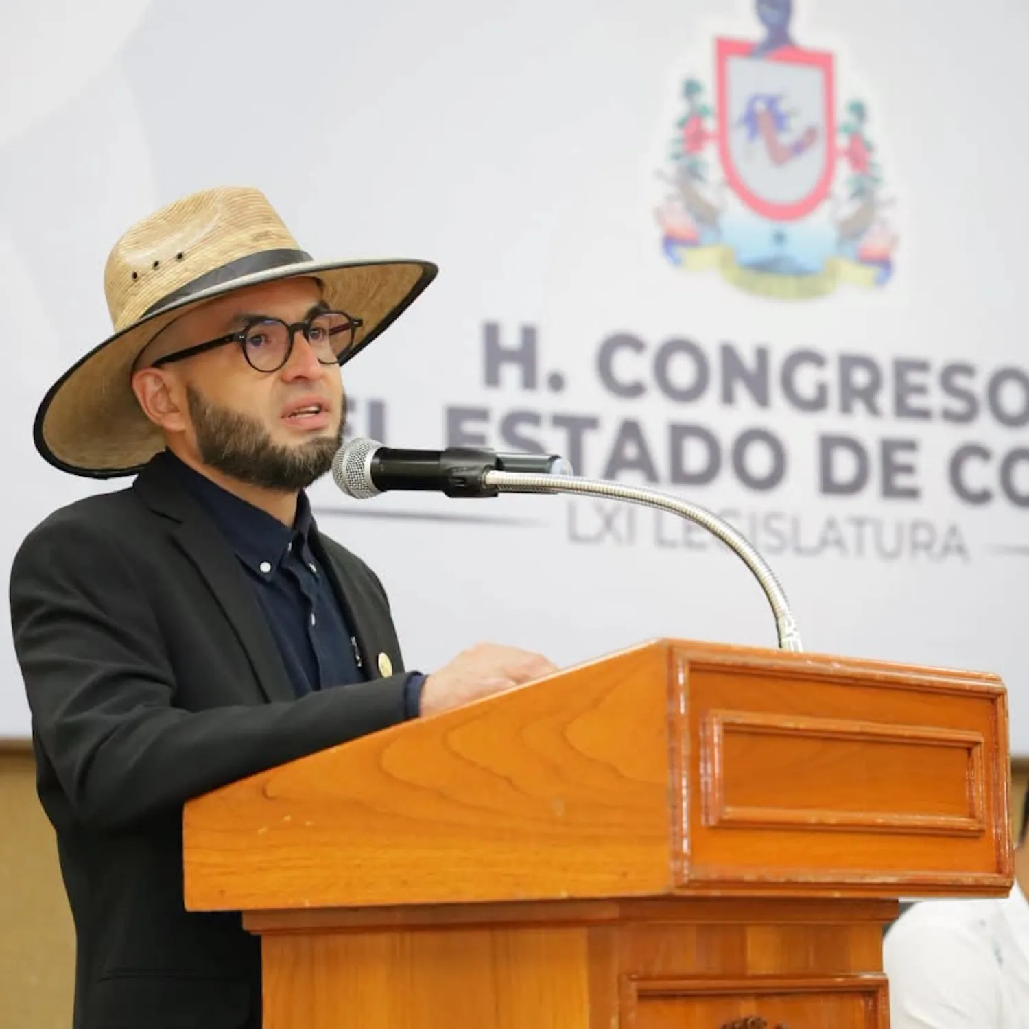 Colima, primer estado con una Ley de Alimentación Adecuada y Sostenible 1 Colima, primer estado con una Ley de Alimentación Adecuada y Sostenible