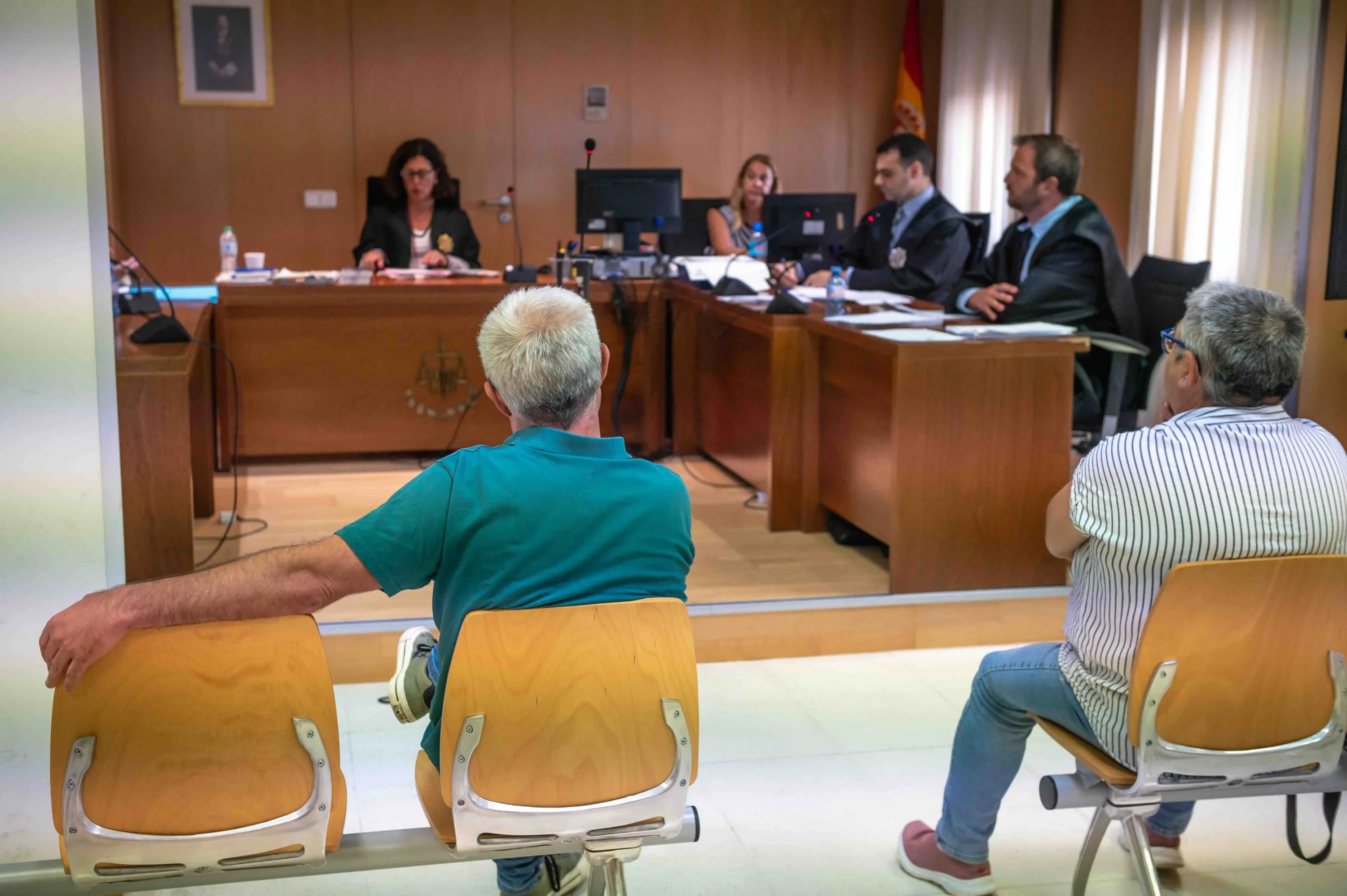 Los acusados enfrentan en juicio acusaciones de 14 delitos de maltrato animal.